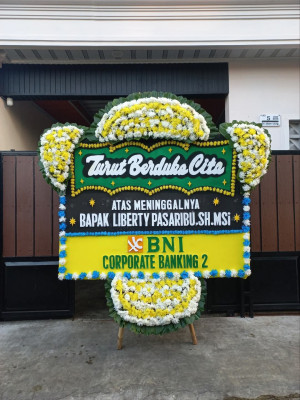 Papan Bunga Duka di Sago