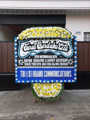 Papan Bunga Duka di Sago